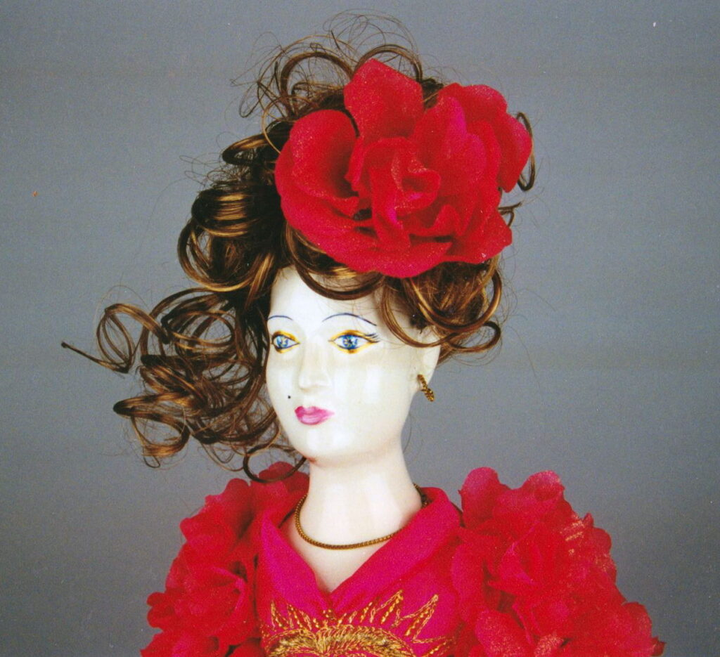 Rose Flower by Vira Punya (2000), Porcelain