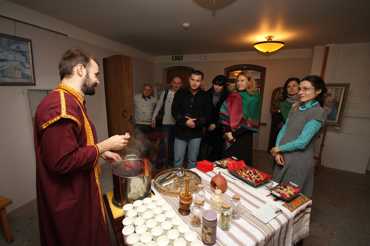 Goodies on Spontaneous art-space (2012)