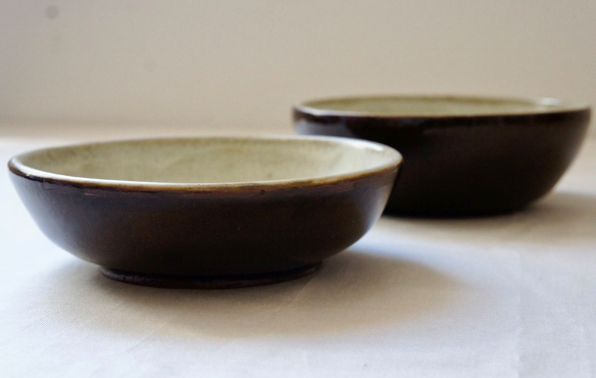 Specks Of Brown Bowl By Alina Aradhana (2019), 2 bowls, Photo
