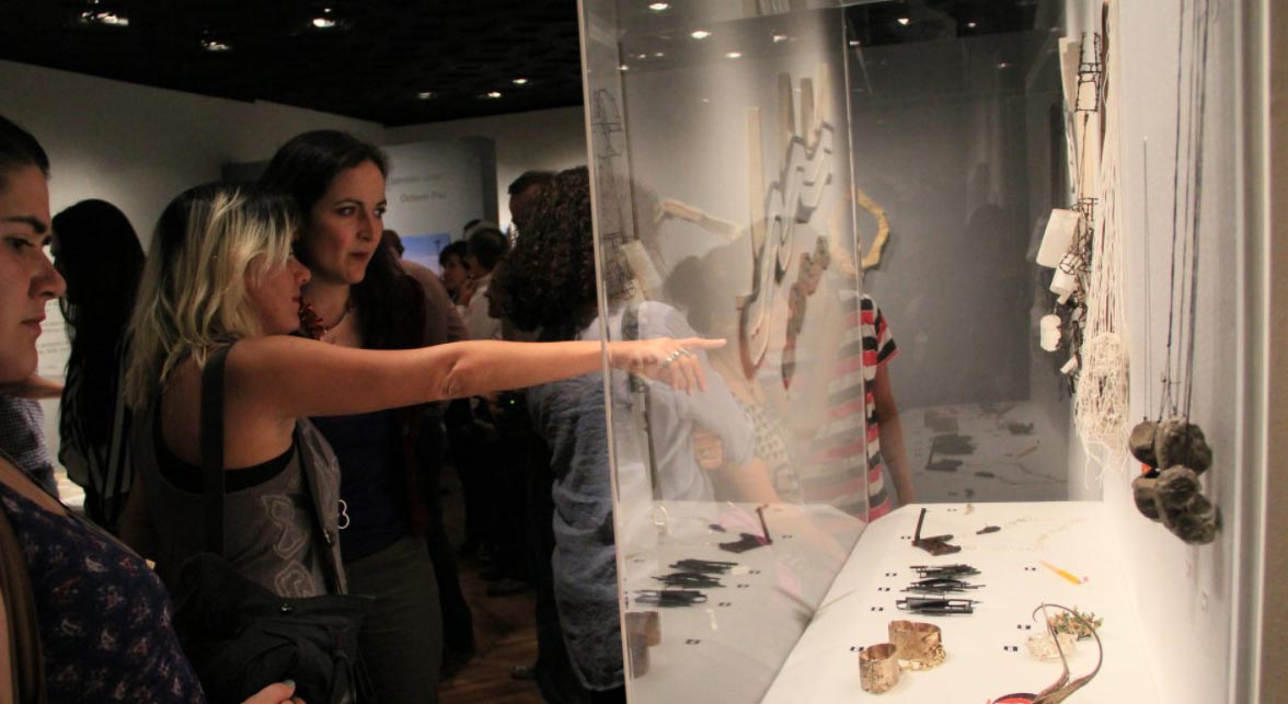 CORNELIA-ORNAMENTA-2, Photo