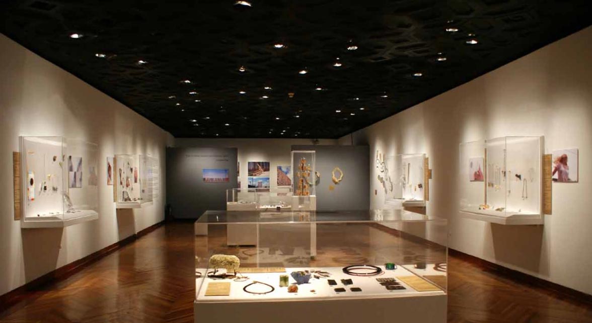 CORNELIA-ORNAMENTA-5, Photo