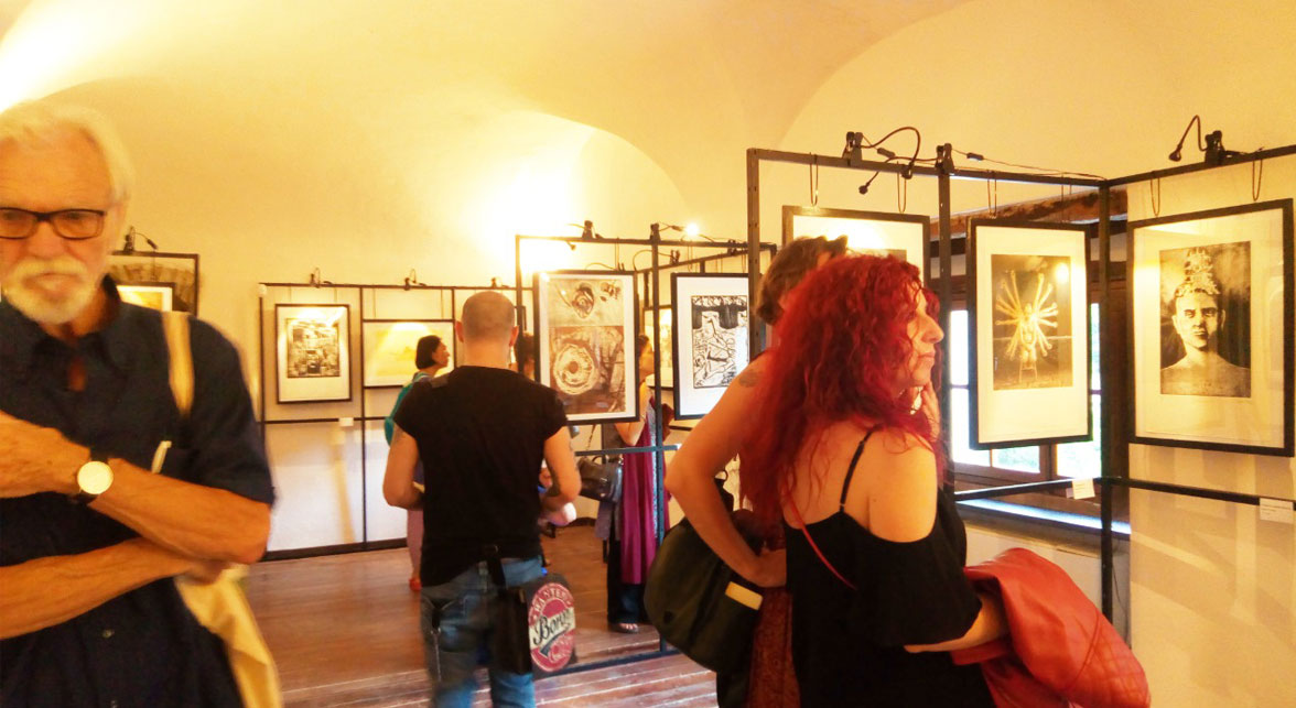 Leonardo-galary2, Visitors Of Exhibition, Spinola Palace, Photo